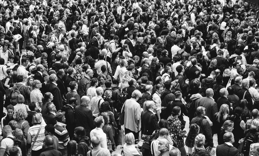 Photo Crowd, edm DJ booth